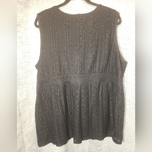 Lane Bryant 22/24 Peplum Sleeveless Black Top Lace V-Neck Empire Waist - Picture 2 of 7